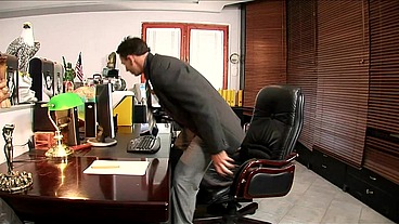 Donna Bell Takes Anal and Facial from Nick Lang