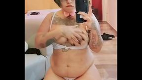 coneja y su zanahoria