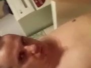 Ссу себе на лицо и в рот