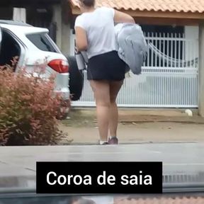 Gostosa de saia