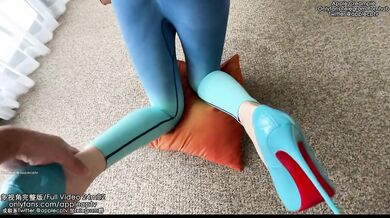 我的室友 3 赏花 apple穿瑜伽裤赏花，单男带到宾馆啪啪