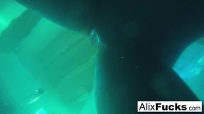 Sexy showering off with Alix Lynx