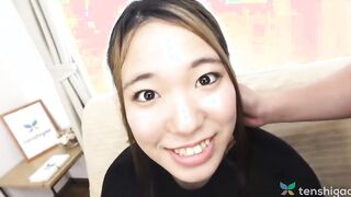 Alice Tukishima comes to visit for her first porn shoot 2