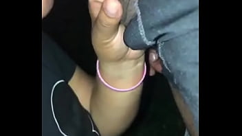 Le doy una mamada mientras mi marido est&aacute_ de viaje