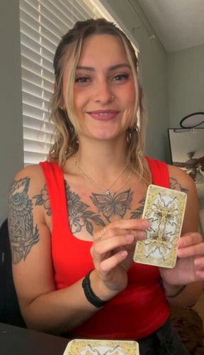 Tarot reading for fart losers