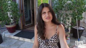 Elena Spano Gives a Blowjob in the Garden and Fucks in the Bedroom with a Stranger