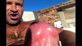 bebendo porra do macho completo