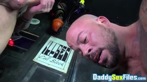 Tattooed muscular Sean Duran sucks daddy Vic Rocco fat dick