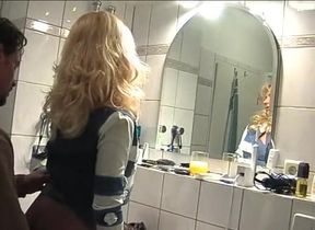 She come for cum.