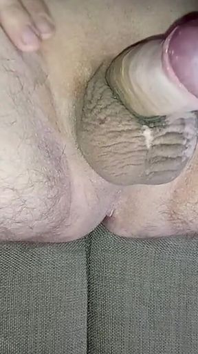 Jerking off My Uncircumcised Cock!