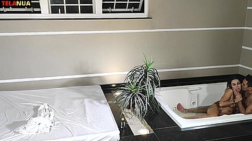 MINHA PRIMEIRA VEZ NO MOTEL