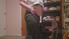 Bloated MILF extreme deepthroat