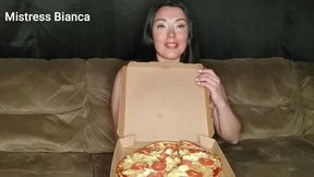 Bianca VS Pizza