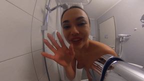 Taking a Shower with Anna Lemon 4K VR360