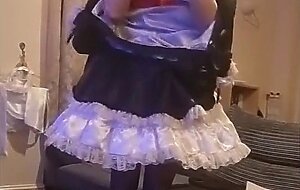 putting on my sissy maid outfit