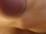 Mein Schwanz aus der Nähe gesehen, spritzt lecker