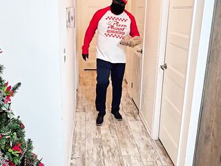 I wank the delivery guy on the chicken salad and eat his cum, that guy lick my large chunky cunt - big beautiful woman car