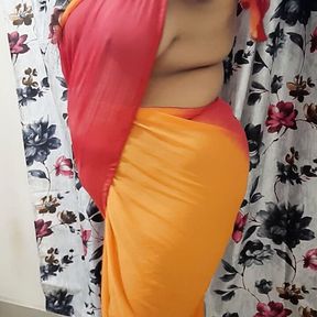 DESI VILLAGE BHABHI CHANGING HER CLOTHES IN BEDROOM WITH CAMERA ON