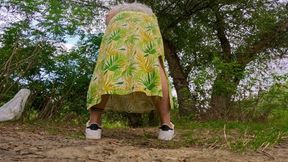 Outdoor Nature Pee