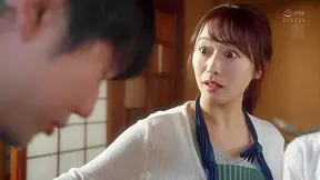 Asian Beauty Dominates Straphanger – Bound Teasing on Subway Ride