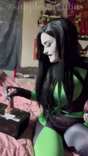 Shego Gives You An Unenthusiastic Handjob Then Overstims You For Fun // SimpleSuccubus