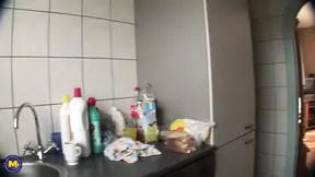 She Shows Her Big Mature Cooch and Ass for You