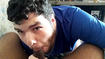 Brotheragem com meu amigo hétero Parte 1- hétero fica de pau duro na minha casa e me coloca pra mamar - Fernando Devil