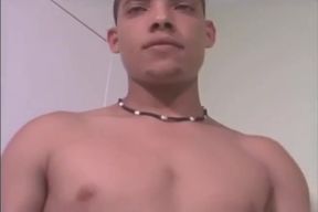 Straight brazillian guy get serviced by daddy
