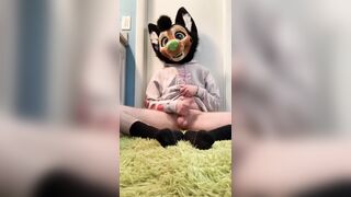 Hairy egghead displaying off soles - Wordy - draining off with sock