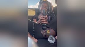 (full Video) Ebony Teen 18+ Drills Squirting Pussy In Car