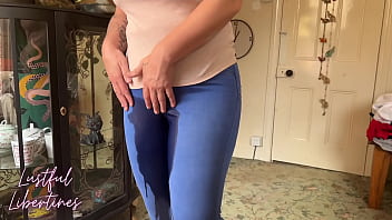 Jeans wetting - I held on until I couldn&rsquo_t hold anymkre
