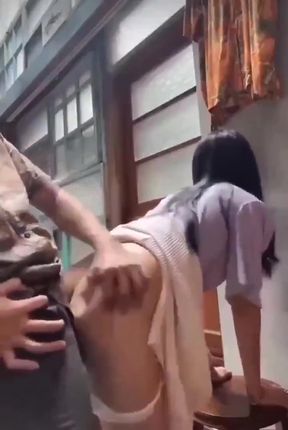 Amateur GF takes a doggy style ride