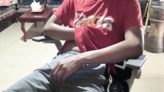 PinoyXperience goes wild with kinky handjob and solo play in the morning