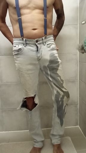 REAL desperation pants pee