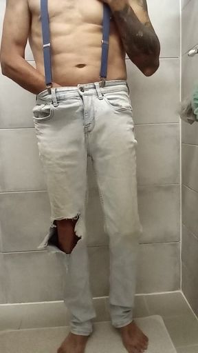 REAL desperation pants pee