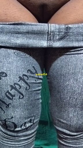 Desi Hot Beautiful Stepsister Perfect Body and Pussy Show Homemade Sexy Video in Hindi Voice