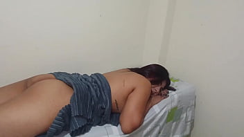 Old perverted masseur fucks beautiful woman with delicious pussy