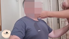 corno sentado vendo eu ser algemada e fudida por um pau enorme. tomei toda por dividi com o corno no final - bdsm
