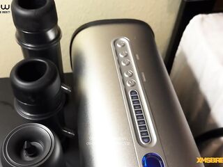 THIS CHAB USES THE AUTOBLOW VACUGLIDE DURING THE TIME THAT WATCHING MY RECORDED MOVIE SCENE