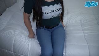 tremendous ass of my friend&#039;s girlfriend with tight jeans. real orgasm and creampie. She left my semen inside her pussy