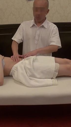 A Popular Magazine Model Massaged in the Clinic -3