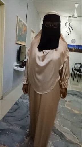 Muslimah crossdress