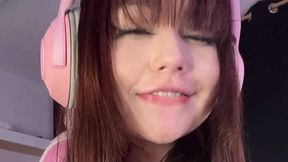 Video sent by @NamiWolff @Sextoys and #Teen #Brunette #Natural Big Tits #Webcam Porn adult porn xxx | Tik.Porn