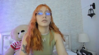 Redhead otaku with glasses has a delicious butt