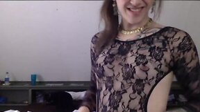 Amateurish tgirl self facial