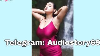 Indian Desi Girl's Hot Dance-Off with Sexy Bollywood Music