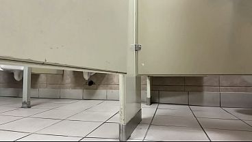 Mitchibitionist - public toilet cruising