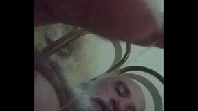 MEU PENIS BABANDO MUITO E LENTO QUER CHUPAR LAMBER CABE&Ccedil_A VERMELHA CHAPELUDA