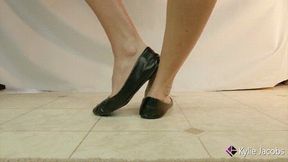 Ballet Flats Standing Shoeplay - Kylie Jacobsx - WMV 1080p HD