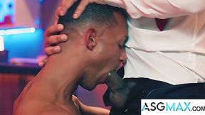 Hunky Business Men Strangers Have Rough Anal After Missed Flight